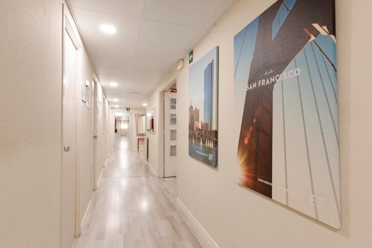 Ar Residencia Estudiantil Barcelona Zewnętrze zdjęcie